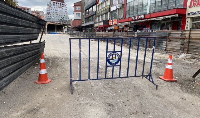 Soğuksu-Acılık ayağı yıkıldı, yol yenileme çalışmaları hız kazandı