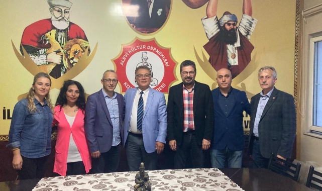 Muhittin Dikmen, Alevi Kültür Dernekleri Kdz. Ereğli Şubesi'ni ziyaret etti