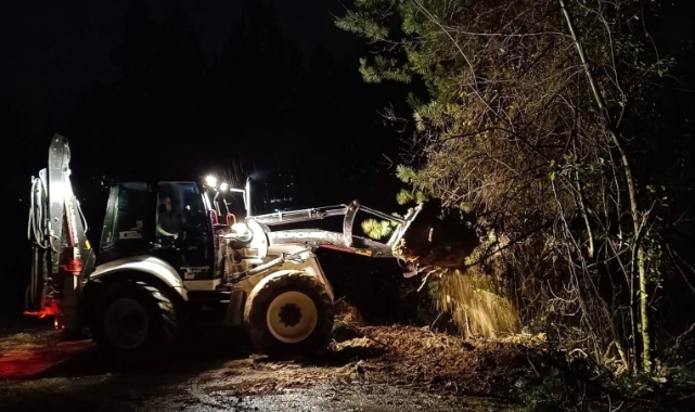 Fırtınanın hasar tespiti sürüyor! Ekipler sahada çalışıyor