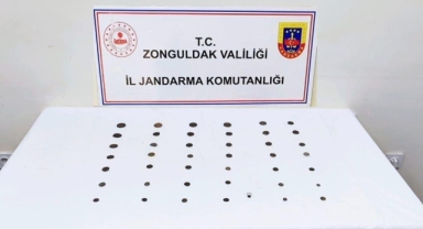 Jandarmadan Ereğli'de Tarihi Eser Operasyonu: 43 Sikke ve 1 Yüzük Ele Geçirildi