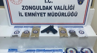Narkotik Operasyonu: 5 Şüpheli Yakalandı, 4'ü Tutuklandı