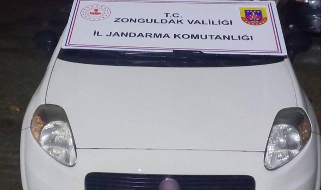 Otomobili yasadışı yollarla Türkiye'ye sokmuşlar
