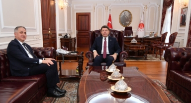 Zonguldak Milletvekili Saffet Bozkurt'tan Bakan Yılmaz Tunç'a ziyaret!
