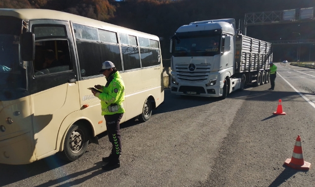 Zonguldak'ta Kış Lastiği Denetimleri: 255.083 TL Ceza Kesildi