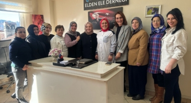 AK Kadınlardan Elden Ele Derneği'ne ziyaret