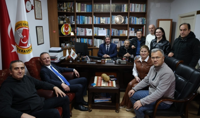 Alan, "Halk olayları sizin kaleminizden öğreniyor”