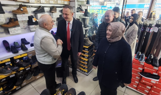 Başkan Ömer Selim Alan esnaftan destek istedi