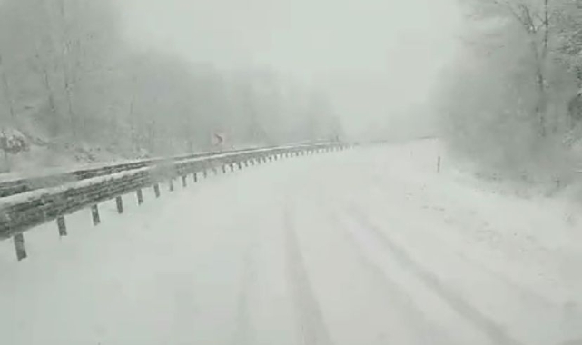 Ereğli yolunda yoğun kar yağışı!