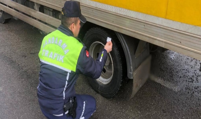 Kış lastiği denetimleri aralıksız devam ediyor