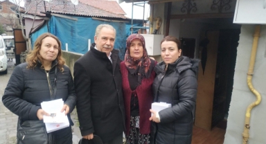 Sarıal durmuyor! Tek bir hane atlamadan geziyor