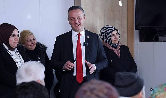 Karaelmas salona sığmadı