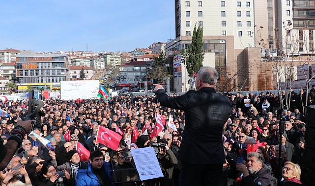 Sesli, binlerce kişiyle seçim startını verdi