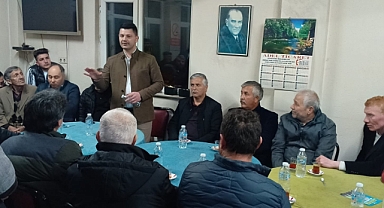 Elvanpazarcık salona sığmadı