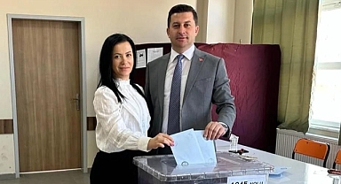 Kilimli Belediye Başkan Adayı Kamil Altun oyunu kullandı