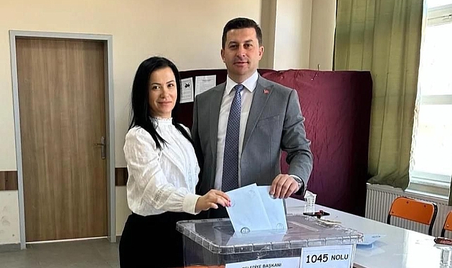 Kilimli Belediye Başkan Adayı Kamil Altun oyunu kullandı