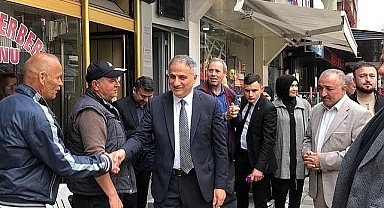 Posbıyık’a ‘Katalog başkan’ göndermesi!