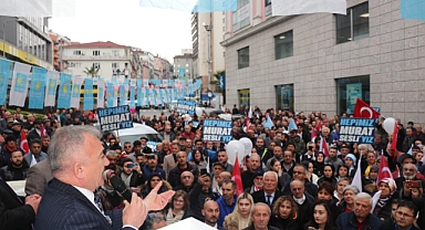 Sesli binlerce kişiye seslendi: “Seçimi alıyoruz”
