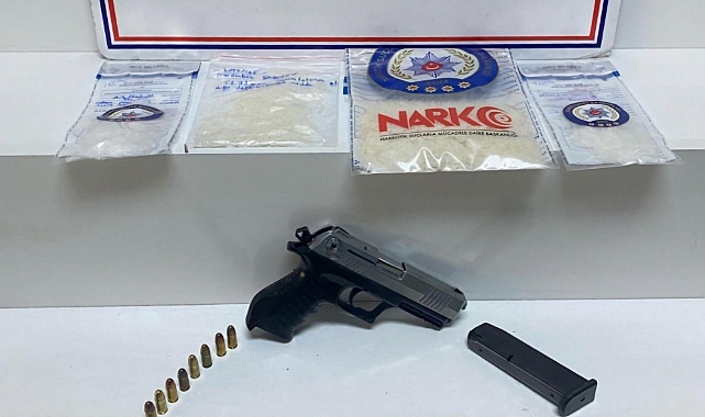 Polisten zehir tacirlerine operasyon! 2 tutuklu