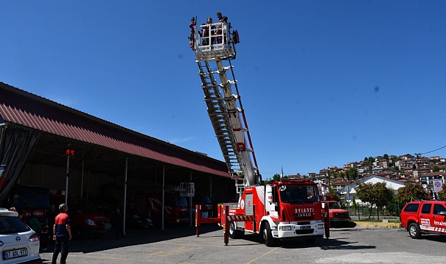 Engel Tanımadılar, İtfaiyeci Oldular