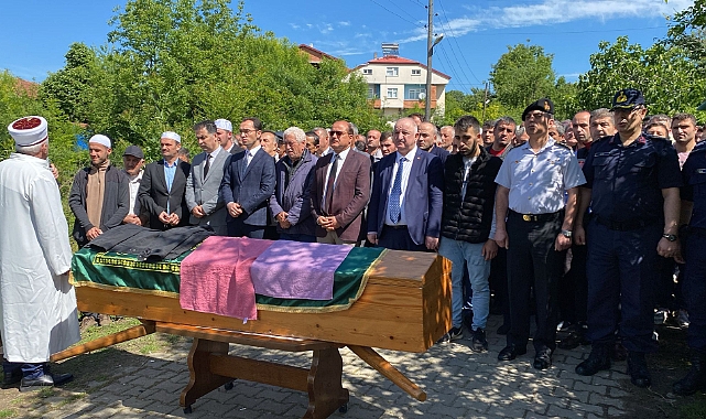 Göçükte ölen madenci toprağa verildi