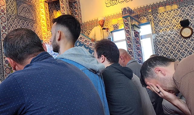 Bayram namazında "Filistin" vurgusu!