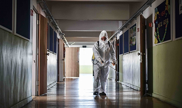 Ankara Büyükşehir, 10,376 Öğrencinin Eğitim Aldığı 22 Okulu Temizledi