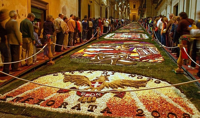 Antalya Çiçek Desenleri Günleri Yaklaşıyor