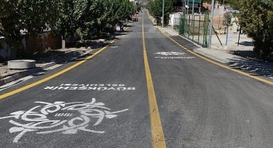 Büyükşehir Belediyesi'nden Buharkent'te yol hamlesi.