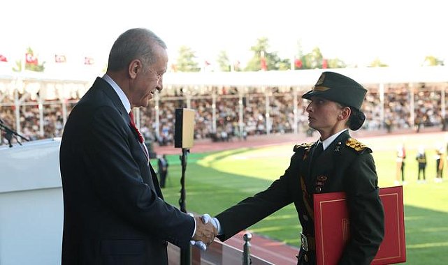 Diplomasını Cumhurbaşkanı Erdoğan'ın elinden almıştı! Ebru Eroğlu dahil 4 teğmenin ifadesi alındı