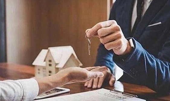 Fahiş Fiyat Uygulayan Emlakçılara 100 Bin TL Ceza!