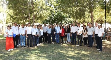 Karabağlar'ın sorunlarına hızlı çözüm için "SAHA" ekipleri iş başında