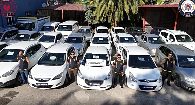 Oto Hırsızlık Şebekesine Büyük Darbe: 26 Change Araç Ele Geçirildi