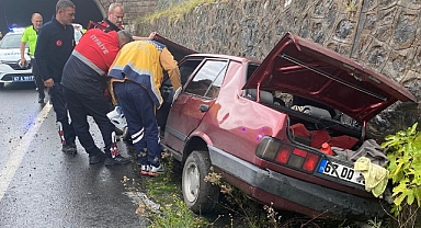 Zonguldak'ta Trafik Kazası: Araç Kanala Düştü, İki Kişi Yaralandı