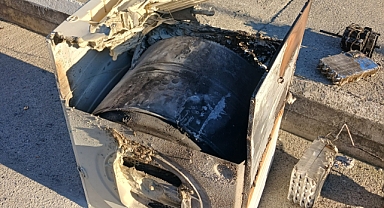 Çamaşır makinesi adeta bomba gibi patladı