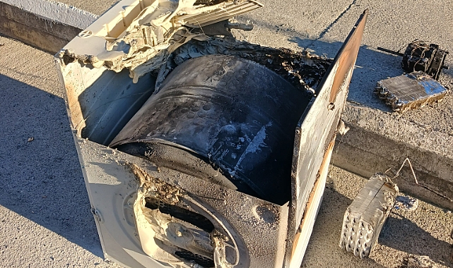 Çamaşır makinesi adeta bomba gibi patladı