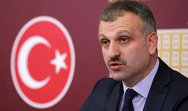 Cumhurbaşkanı Başdanışmanı Saral’dan Ahmet Özer’in Tutuklanmasına Yorum: “Yerli Yerini Buldu”