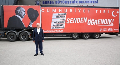 Cumhuriyet Tırı, 29 Ekim Coşkusunu Bursa'ya Taşıyor