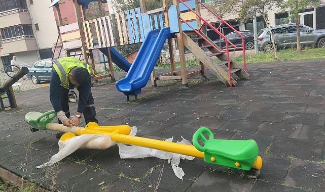 Devrek Belediyesi parklarda bakım ve onarım çalışmalarını sürdürüyor