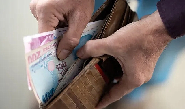 Emekli Maaşlarına Yeni Düzen: Kesintiler Sona Eriyor, Yeni Hesaplama Yöntemleri Geliyor!