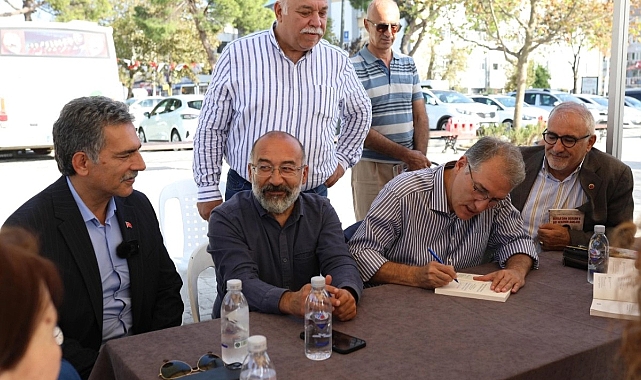 Gemlik'te Asırlık Yaşam Öyküsü Okurlarla Buluştu