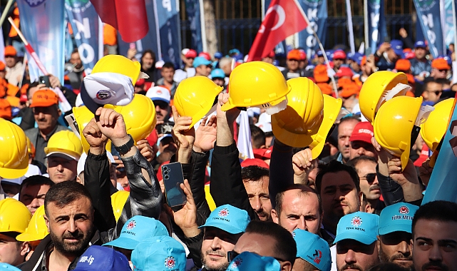 GMİS, Ankara'da 'Zordayız Geçinemiyoruz' mitingine katıldı