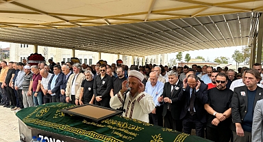 Hasan Atik gözyaşlarıyla son yolculuğuna uğurlandı