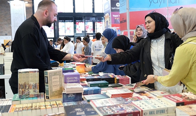Kitap Fuarına İlgi Patladı: Salonlar Dolu Dolu