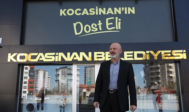 Kocasinan, Evde Bakım Hizmetiyle Hem Şifa Dağıtıyor Hem de Yüzleri Güldürüyor
