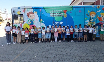 Mobil Kütüphane, Yeni Eğitim Yılında İlk Kez Öğrencilerle Buluştu