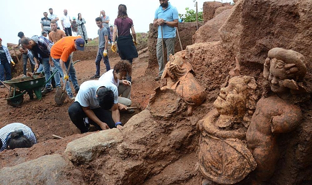 Ordu Kurul Kalesi'nde Tarih Fışkırdı: Kazılarda 2000 Eser Ortaya Çıktı