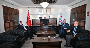 Rektör Özölçer, Demir ve Sarıkaya’yı Makamında Kabul Etti