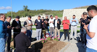 Sesli ve arkadaşlarından Turgut Tanyıldız'a vefa örneği