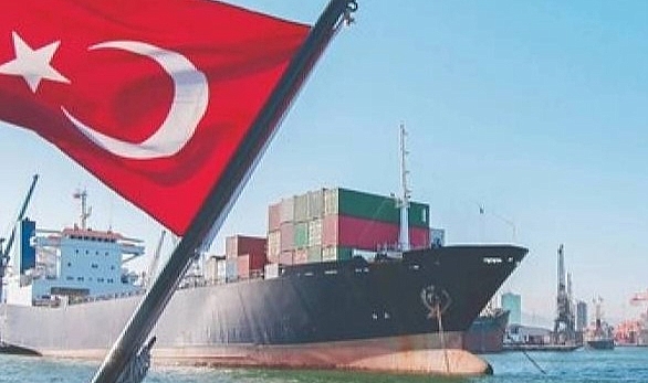 Türk Bayraklı Gemilere Lübnan’da Güvenlik Alarmı: Seviye 3’e Çıkarıldı