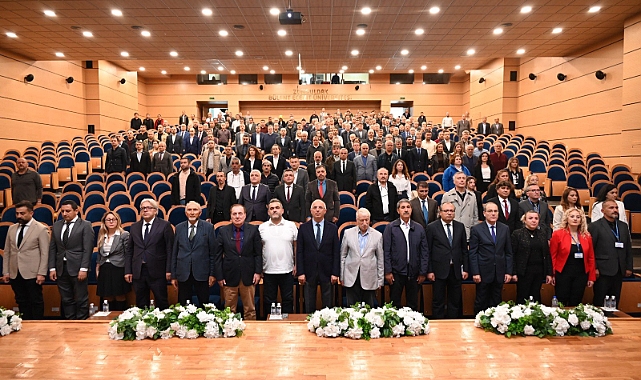 Zonguldak’ta "Lider Yöneticiler Akademisi (LİYAKAD)" Paneli Düzenlendi